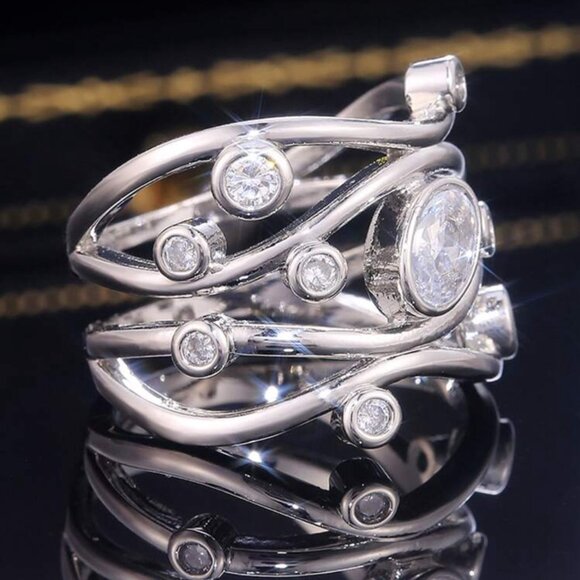 UMA BRIDAL WEDDING ENGAGMENT RING - Picture 3 of 3